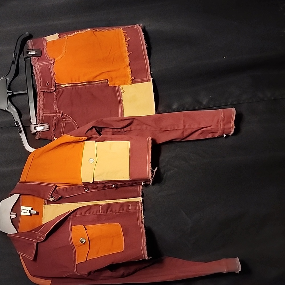 Womens size medium burgundy and orange  piece skirt set